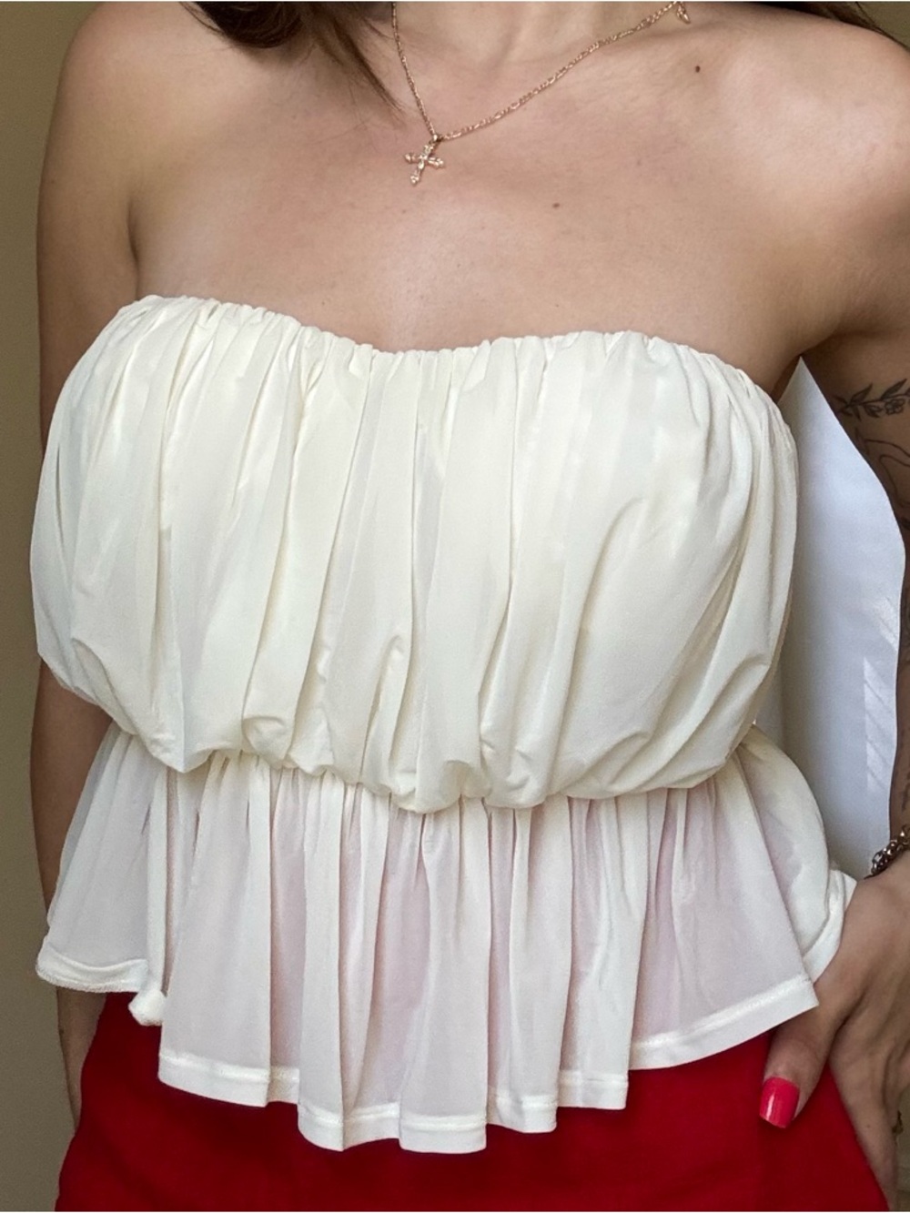 Express Strapless Ruched Peplum Top - Cream - Picture 3 of 5